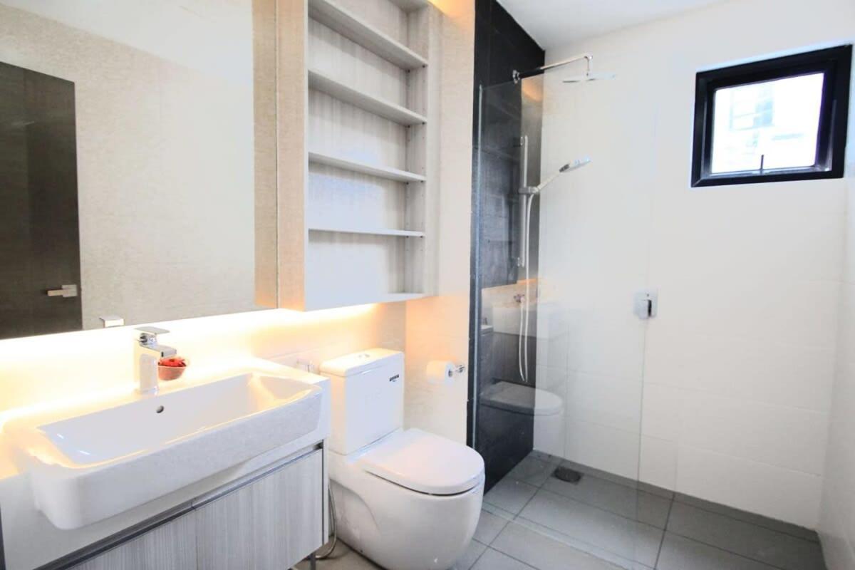 A Stylish High-Floor 2Br Suasana Suites Views Johor Bahru Eksteriør bilde